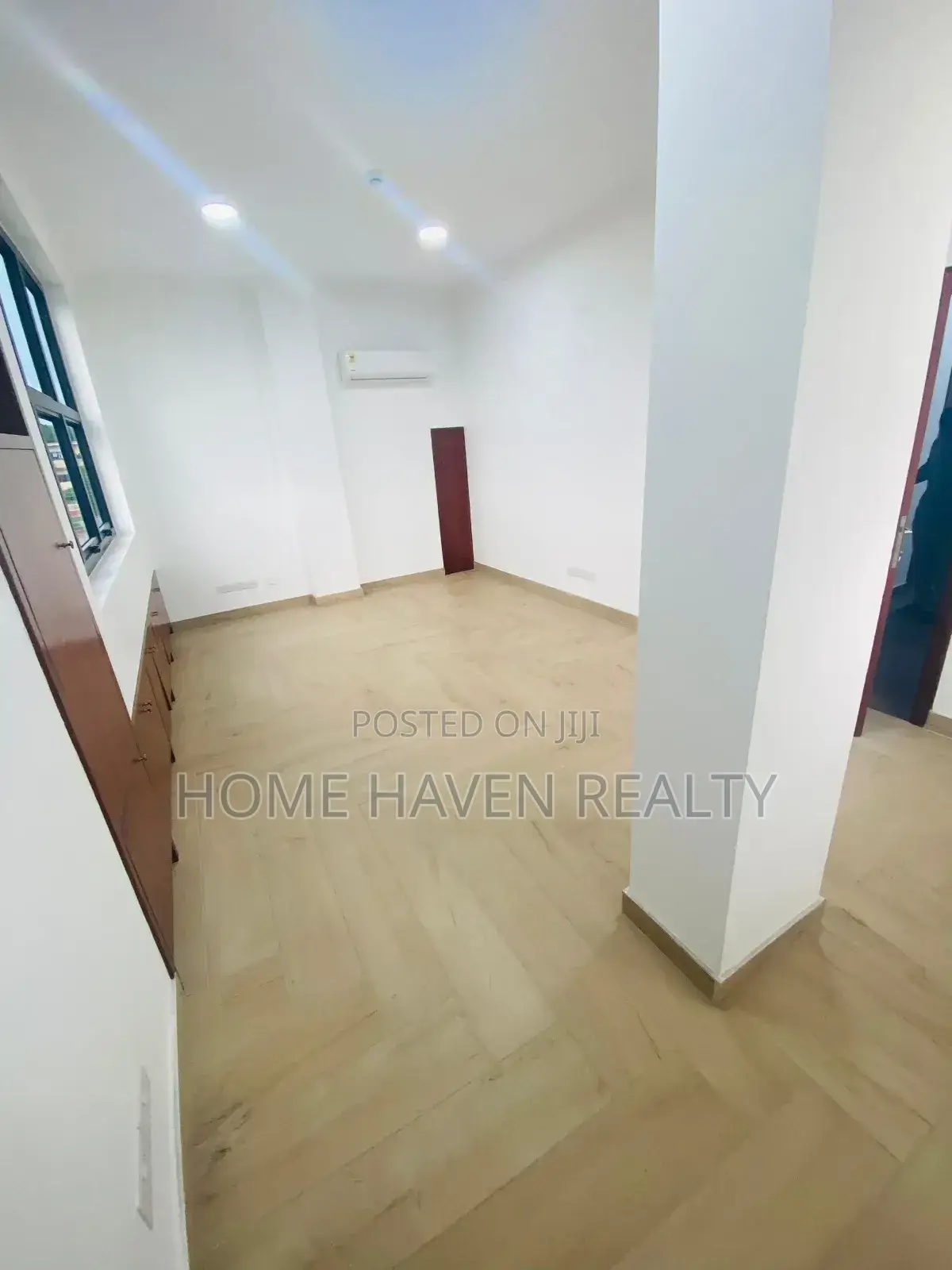 8 Office Rooms for Rent at Kanda Estate