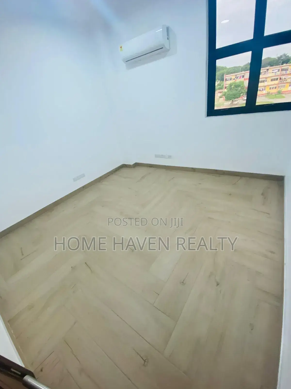 8 Office Rooms for Rent at Kanda Estate