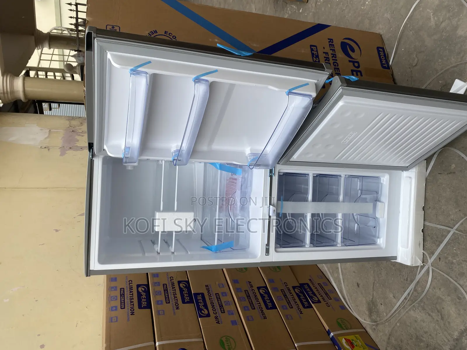 More Merit Pearl 140litres Double Door Fridge