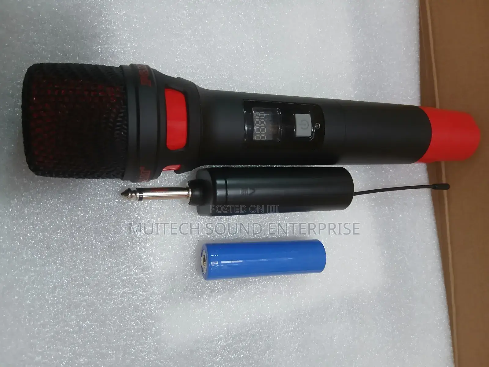 Universal Wireless Microphone