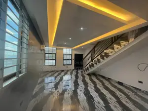 4bdrm Duplex in Gbetsile, Tema Metropolitan for sale