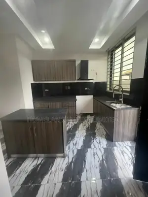 4bdrm Duplex in Gbetsile, Tema Metropolitan for sale