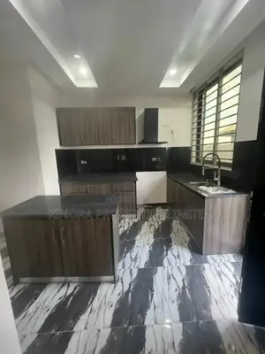 4bdrm Duplex in Gbetsile, Tema Metropolitan for sale
