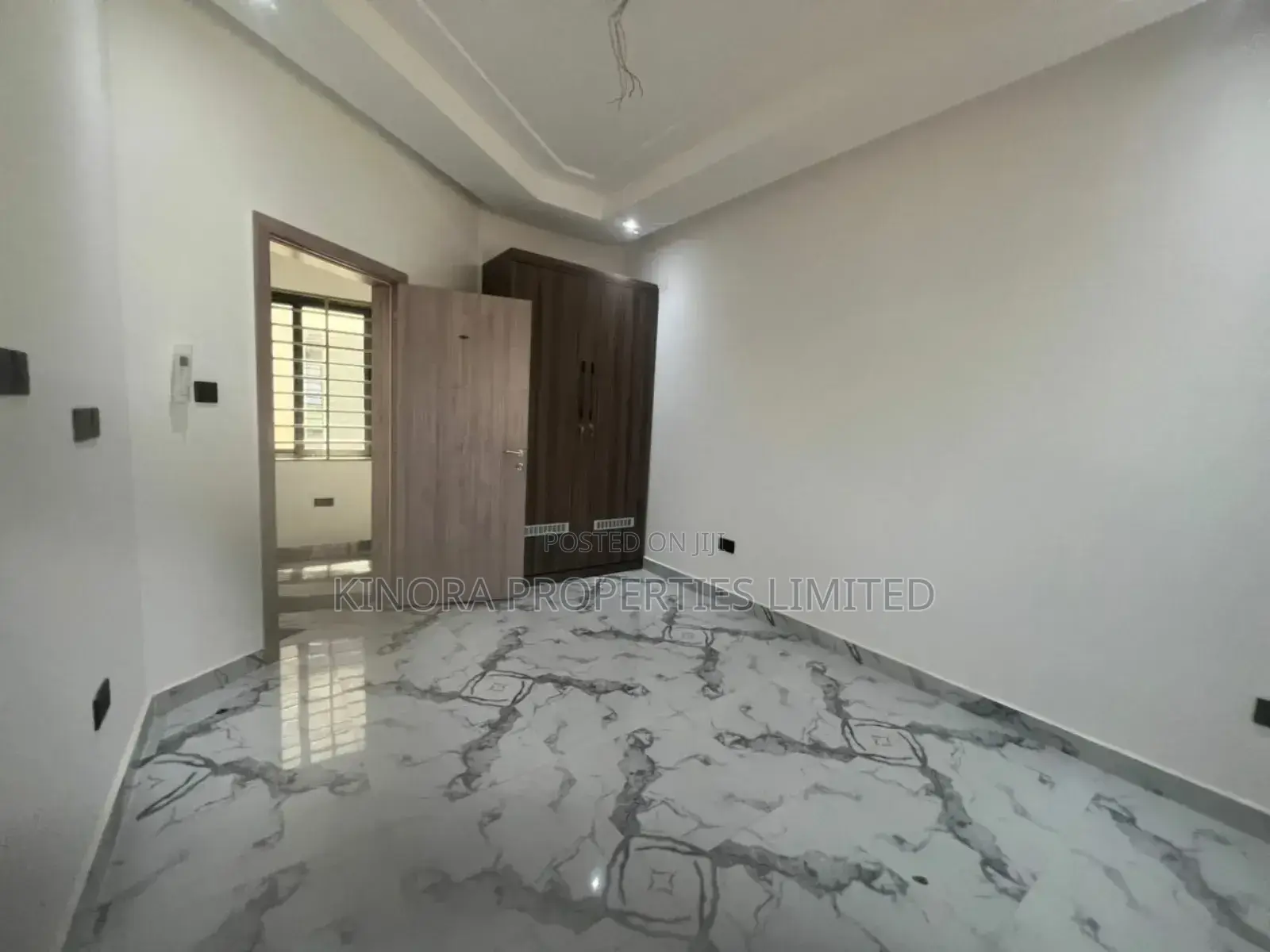 4bdrm Duplex in Gbetsile, Tema Metropolitan for sale