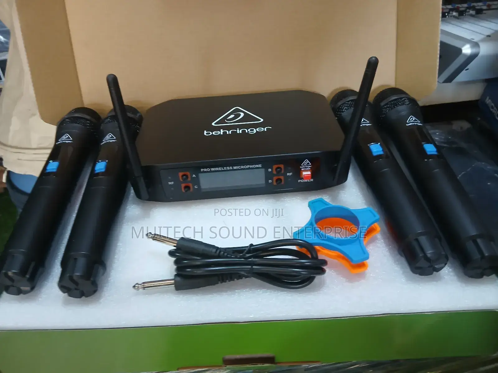 Beringer 4 in 1 Microphone