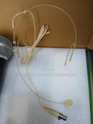 Beringer 3 in 1 Wireless Microphone