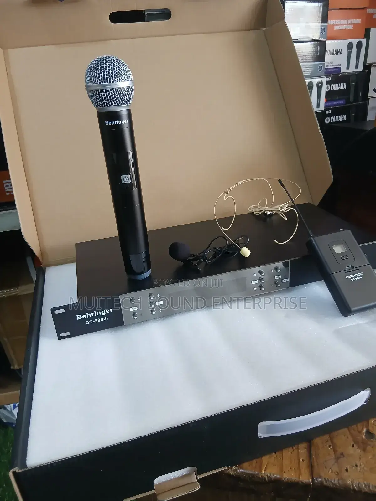 Beringer 3 in 1 Wireless Microphone