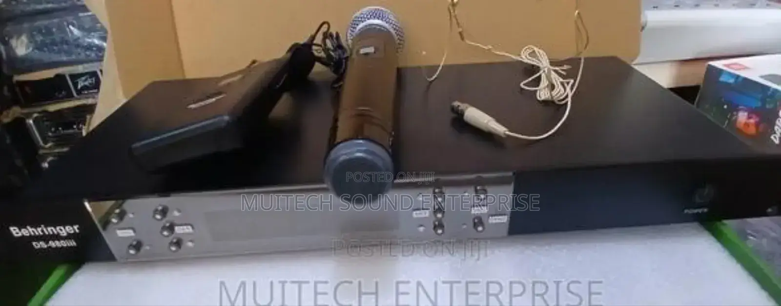 Beringer 3 in 1 Wireless Microphone