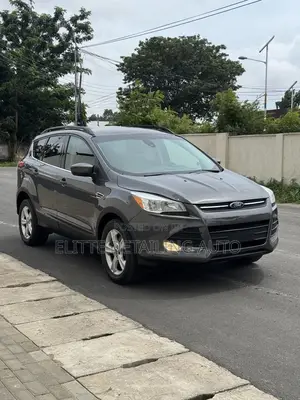 Ford Escape S FWD 2016 Gray