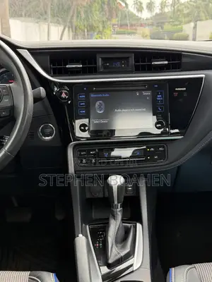 Toyota Corolla SE 4dr Sedan (1.8L 4cyl CVT) 2017 Gray