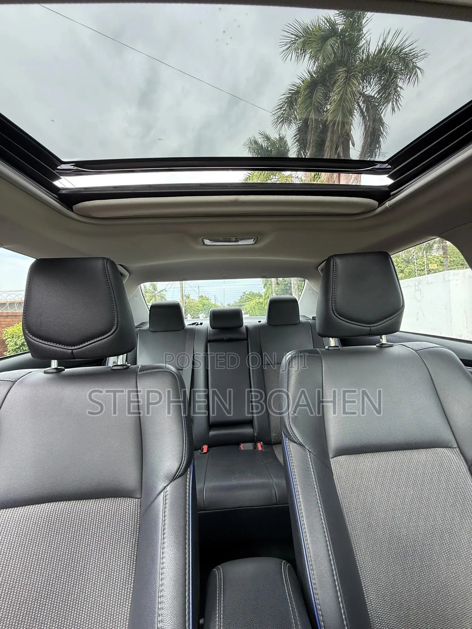 Toyota Corolla SE 4dr Sedan (1.8L 4cyl CVT) 2017 Gray