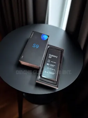 New Samsung Galaxy S9 64 GB Silver