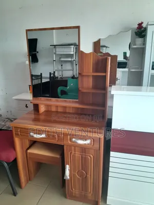 Fancy Dresser