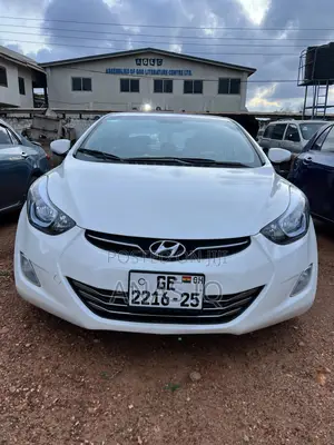 Photo - Hyundai Elantra 2013 White