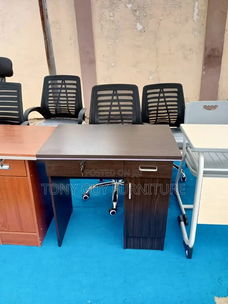 Black Computer Desk and Chair