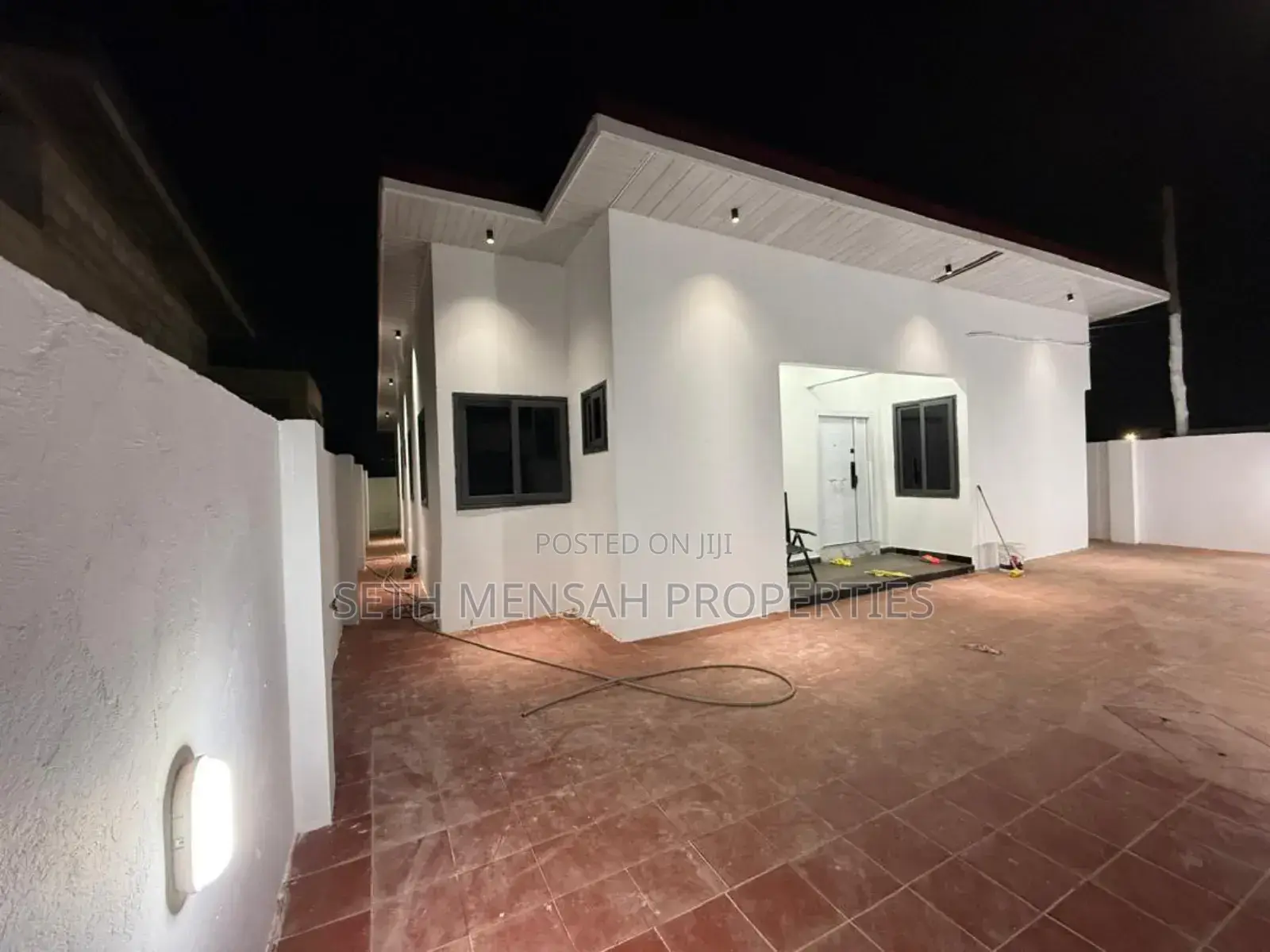3bdrm House in Oyarifa for sale