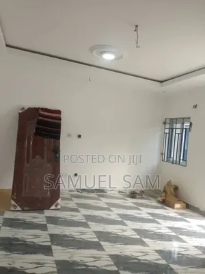 2bdrm Apartment in Com.14, Tema Metropolitan for rent