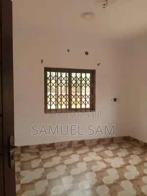 2bdrm Apartment in Kfc, Tema Metropolitan for rent