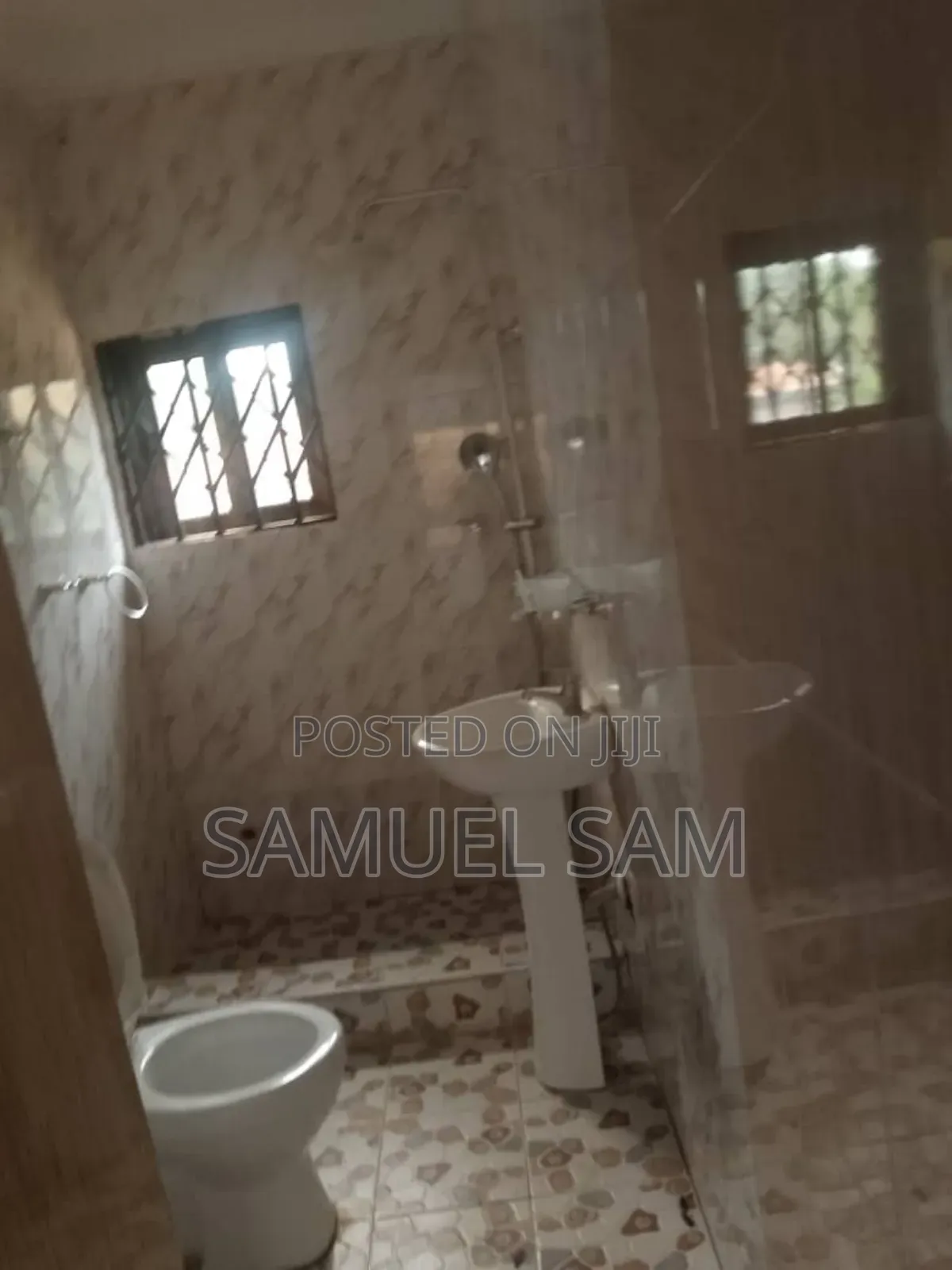 2bdrm Apartment in Kfc, Tema Metropolitan for rent