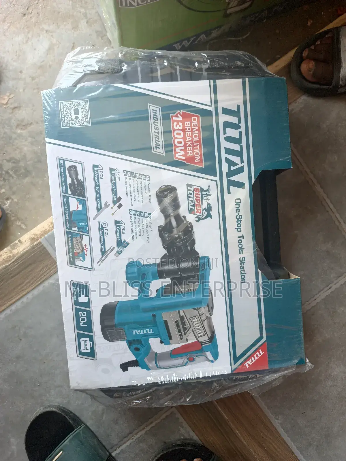 Total Demolition Breaker 1300w