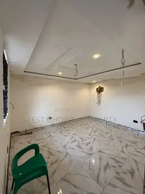 1bdrm Apartment in Lakeside Estate for rent