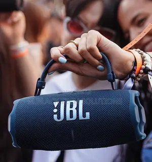 JBL Charge 6 Portable Bluetooth Speaker