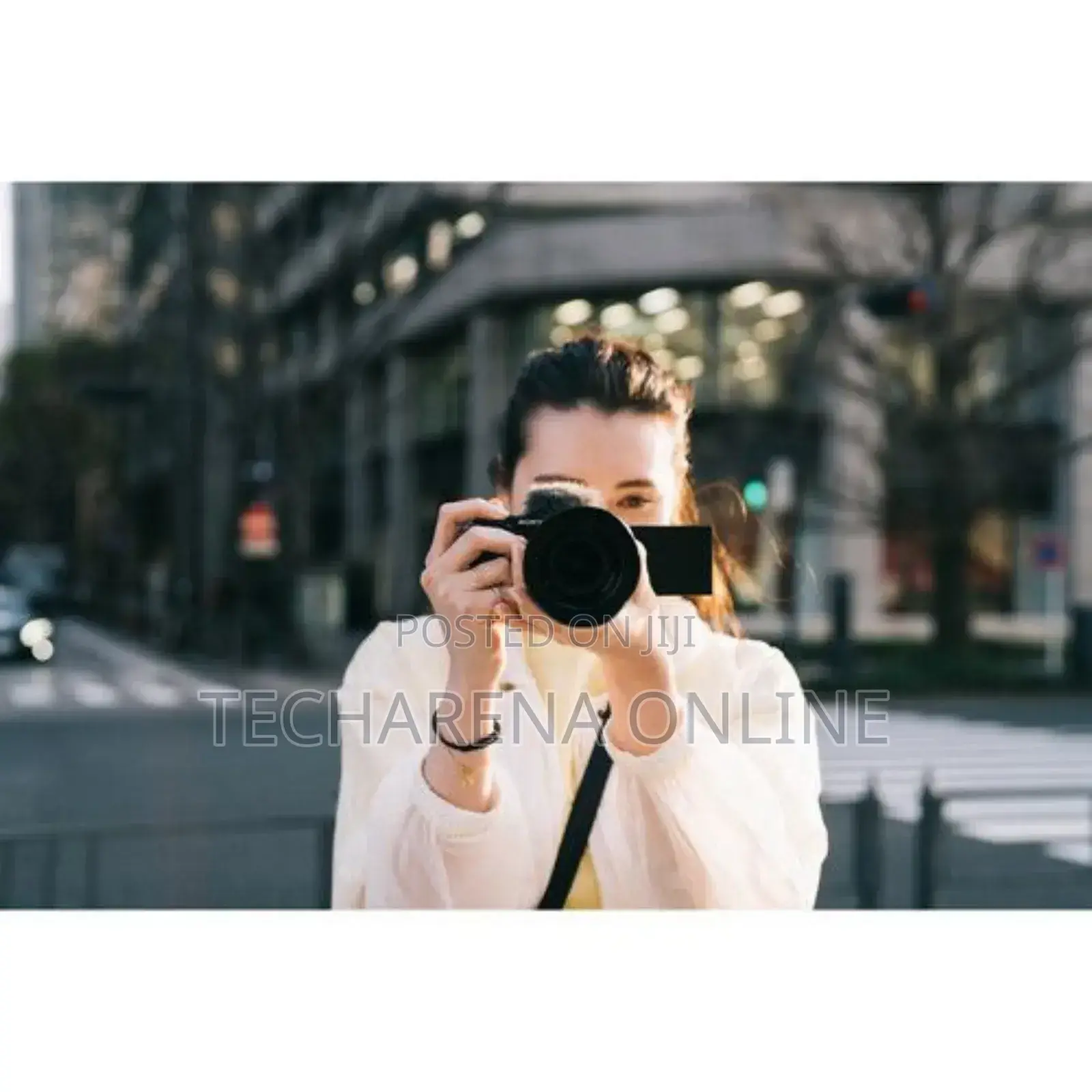 Sony Zv-e10 Mirrorless Camera  With 16-50mm