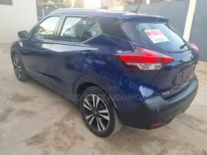 Nissan Kicks SV 2020 Blue