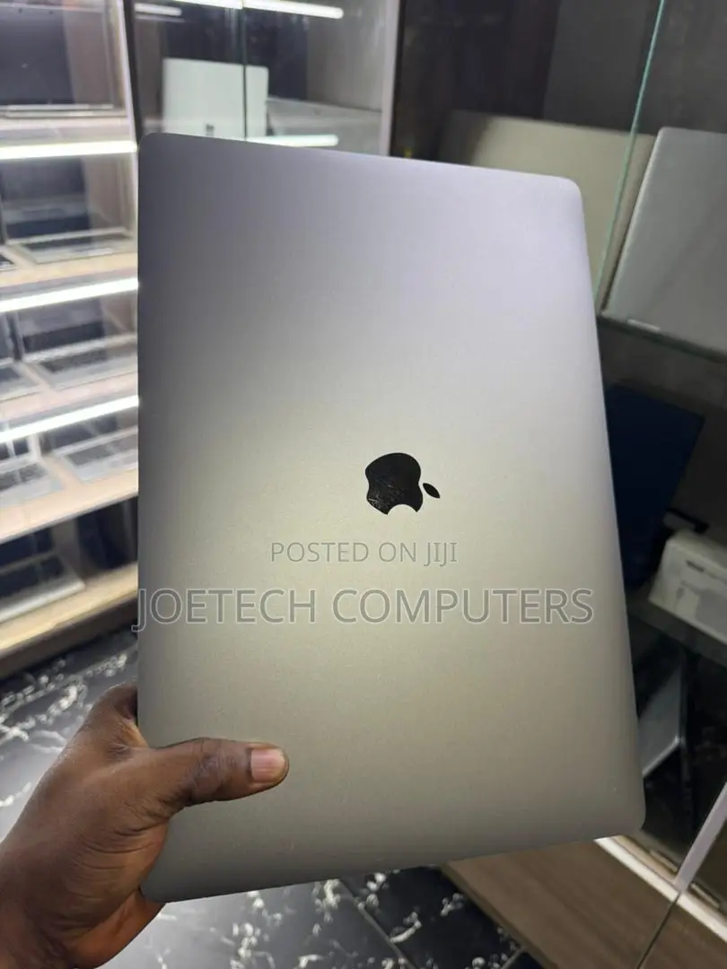 Laptop Apple MacBook Pro 2019 16GB Intel Core i7 SSD 512GB