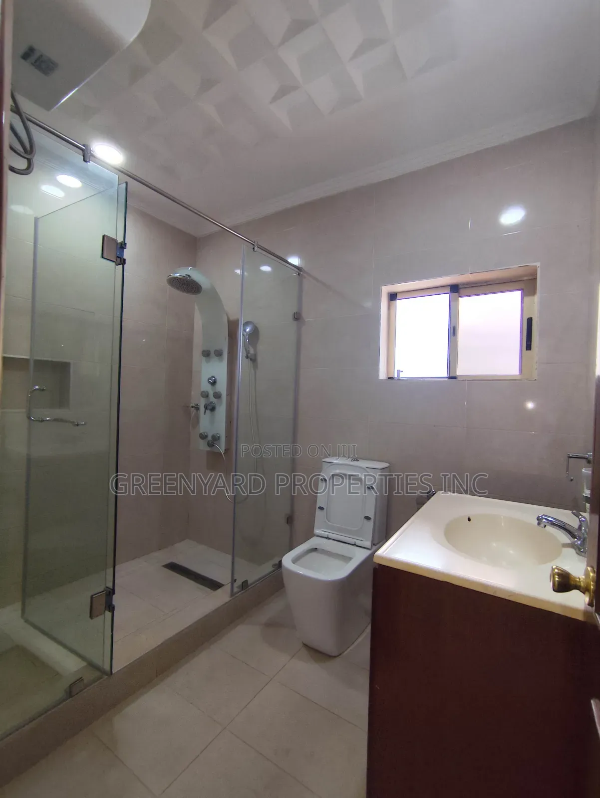 5bdrm Villa in Trasacco, East Legon for rent