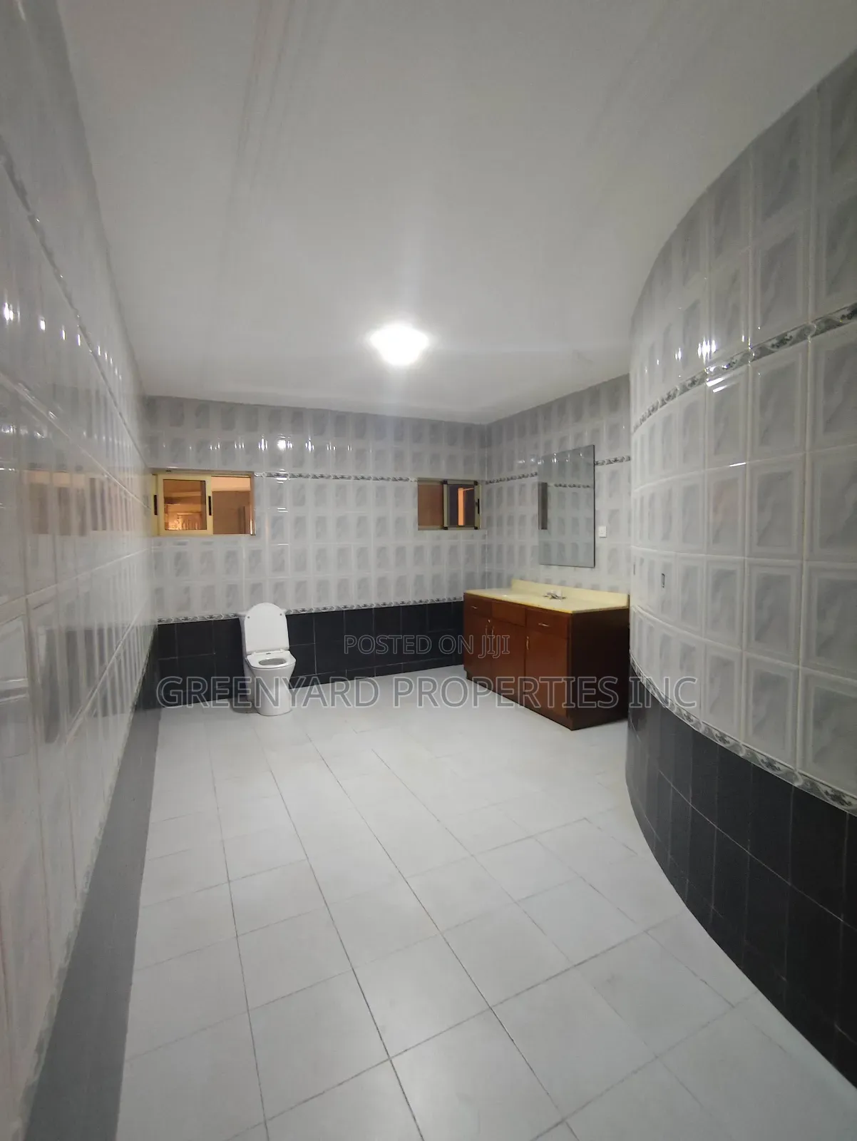 5bdrm Villa in Trasacco, East Legon for rent