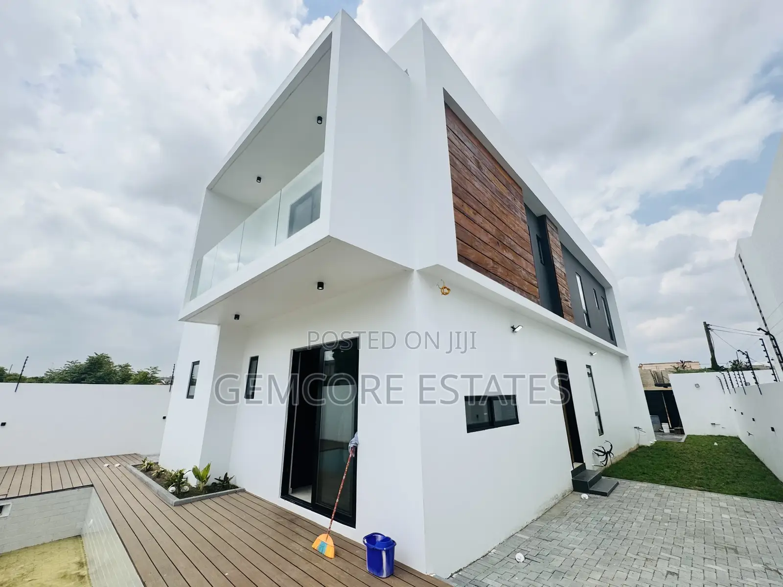 4bdrm House in East Legon Hills, Ashaley Botwe for sale