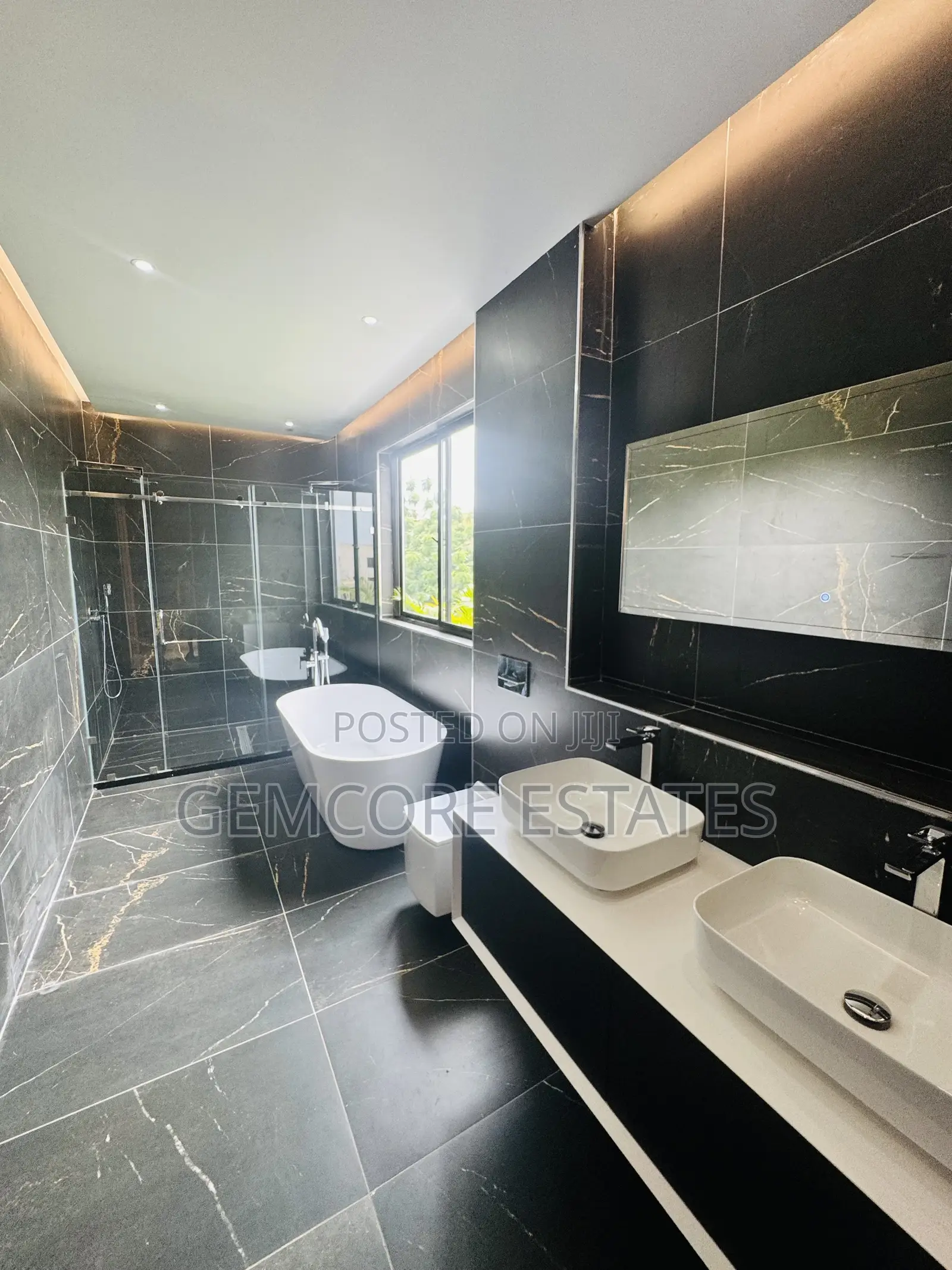4bdrm House in East Legon Hills, Ashaley Botwe for sale
