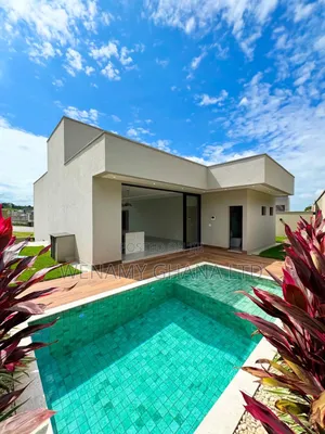 5bdrm House in Accra for sale