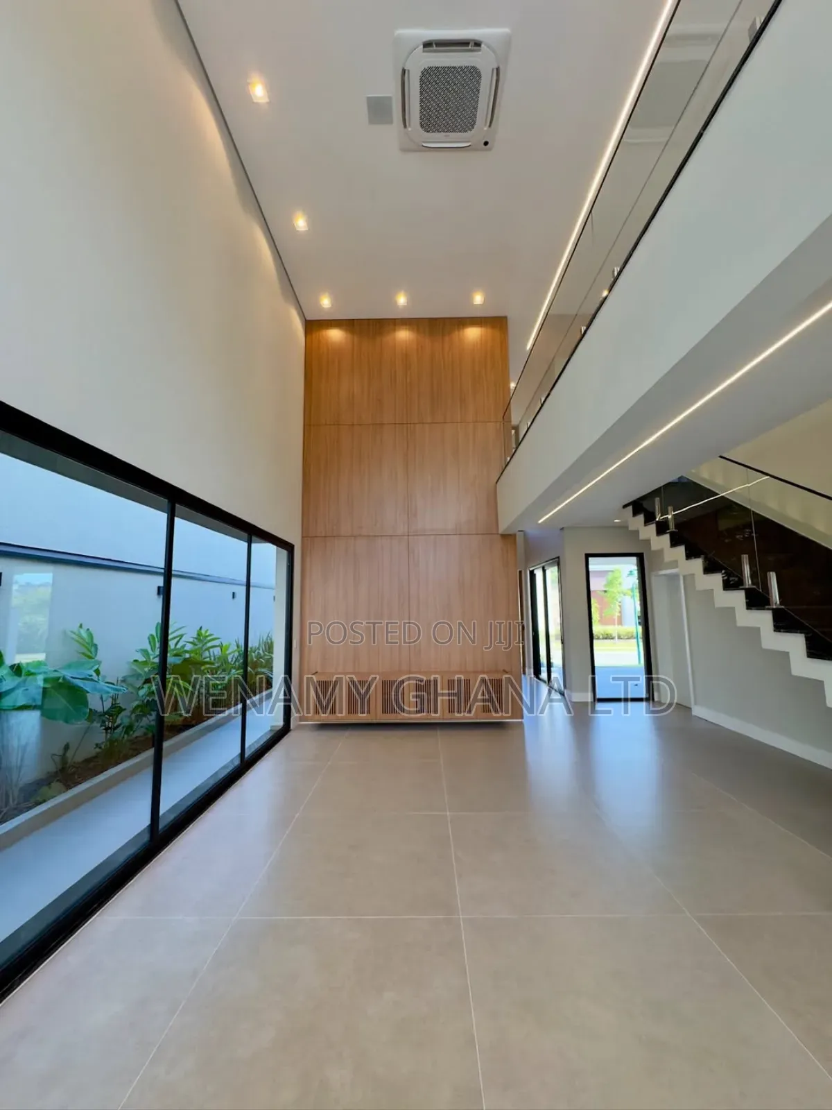 4bdrm Duplex in Accra for sale