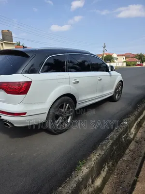 Audi Q7 3.0T Premium AWD quattro 2013 White