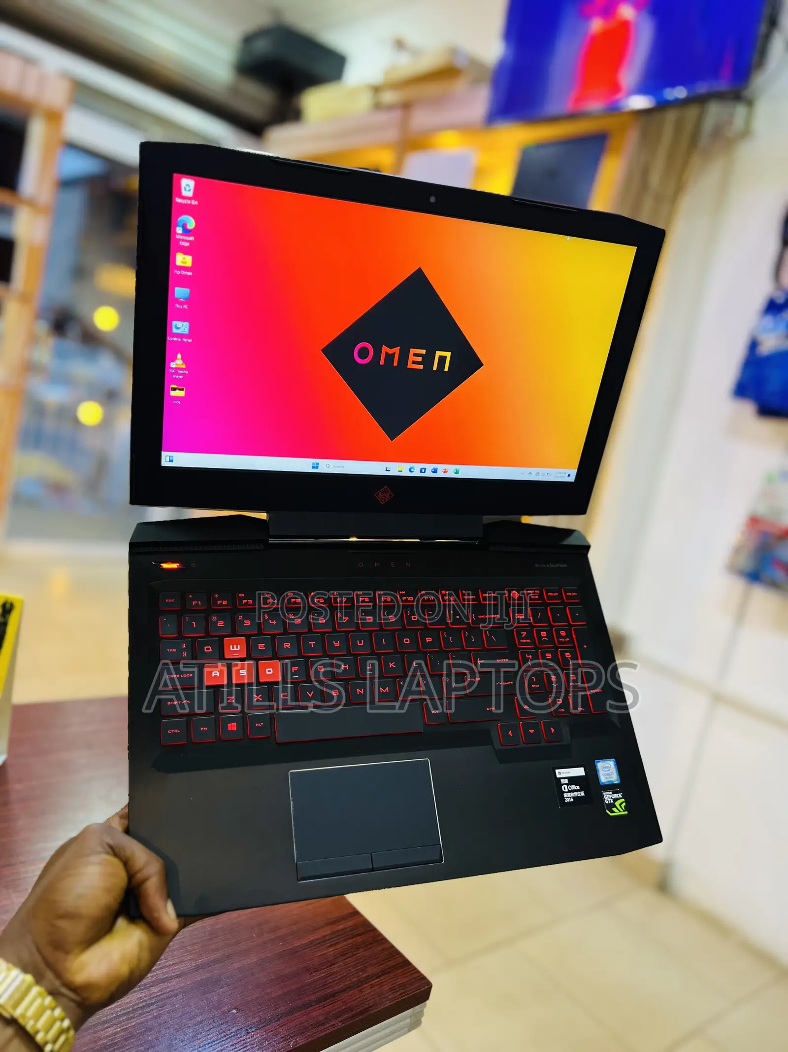 Laptop HP Omen 15 16GB Intel Core I7 SSHD+SSD 1.5T