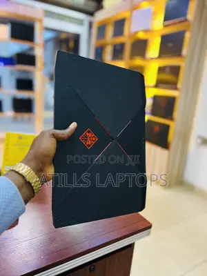 Laptop HP Omen 15 16GB Intel Core I7 SSHD+SSD 1.5T