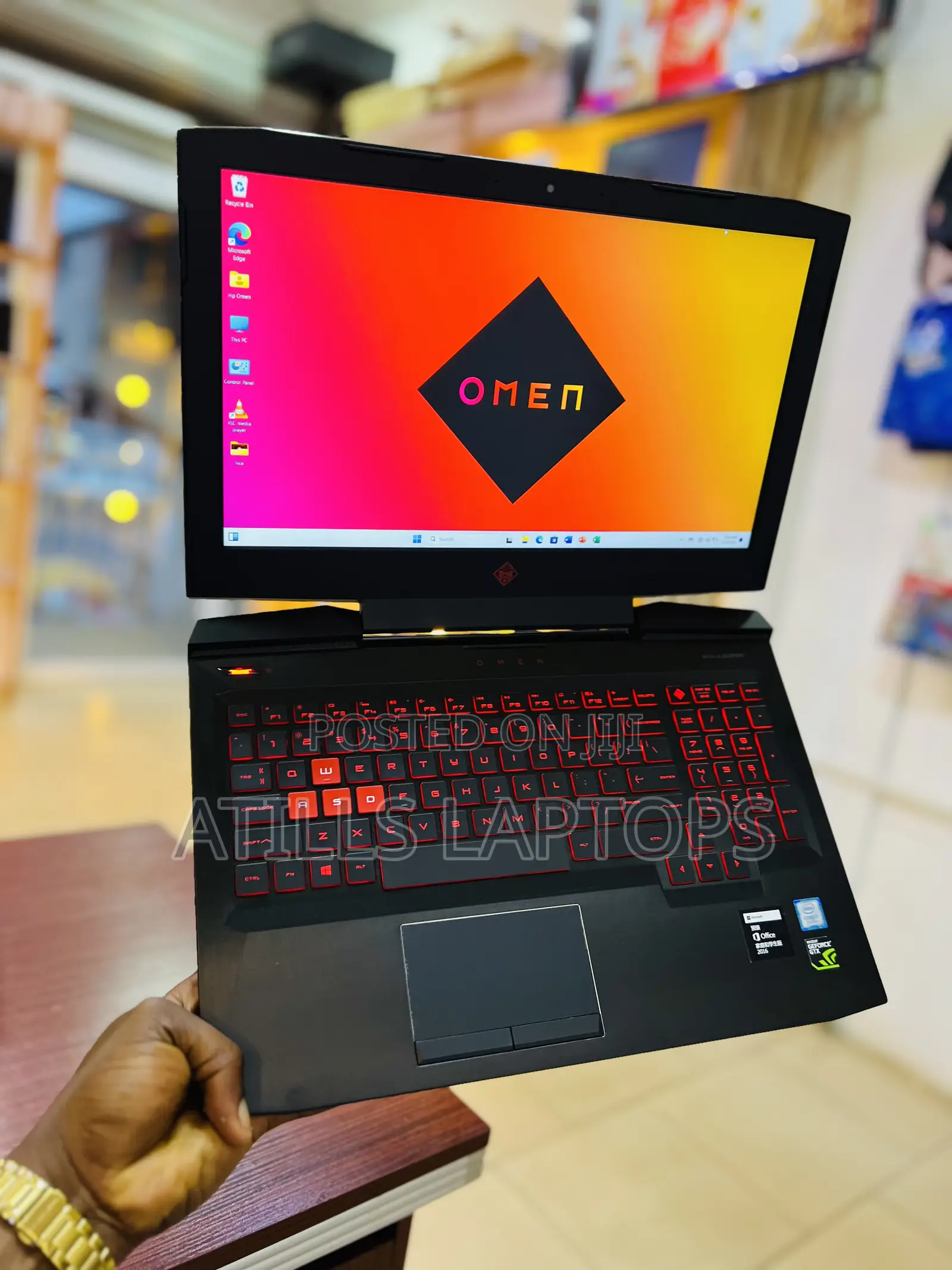 Laptop HP Omen 15 16GB Intel Core I7 SSHD+SSD 1.5T