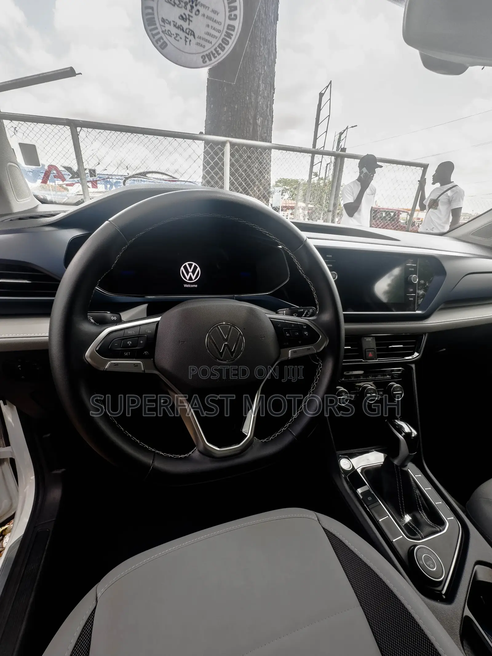 Volkswagen Taos 2024 White