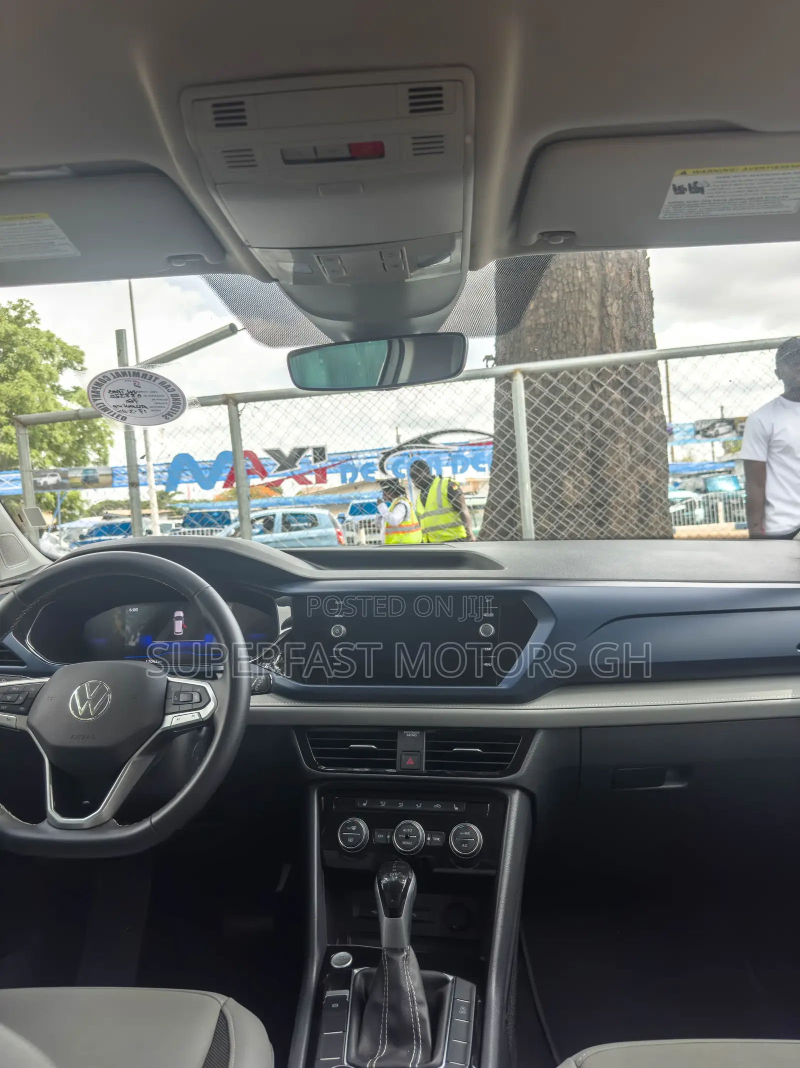 Volkswagen Taos 2024 White