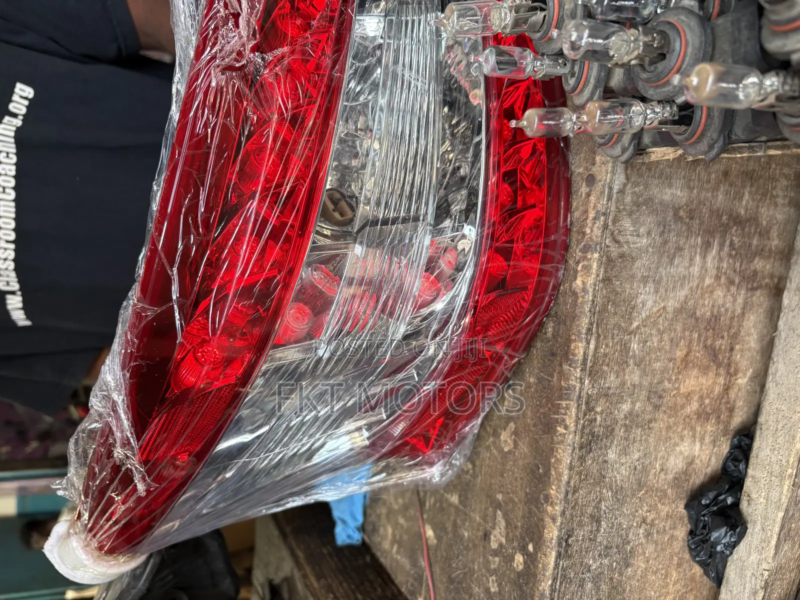 Nissan Sentra Taillight 2012,2013,2014,2015,2016,2017