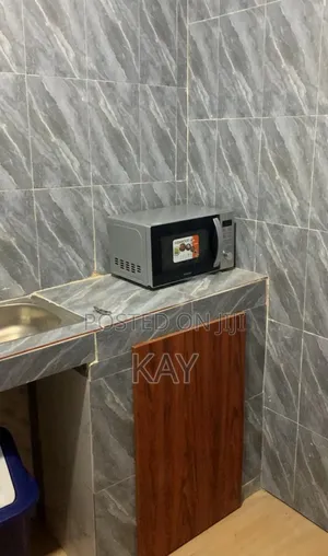 2bdrm House in Grace Hotels, Adabraka for rent
