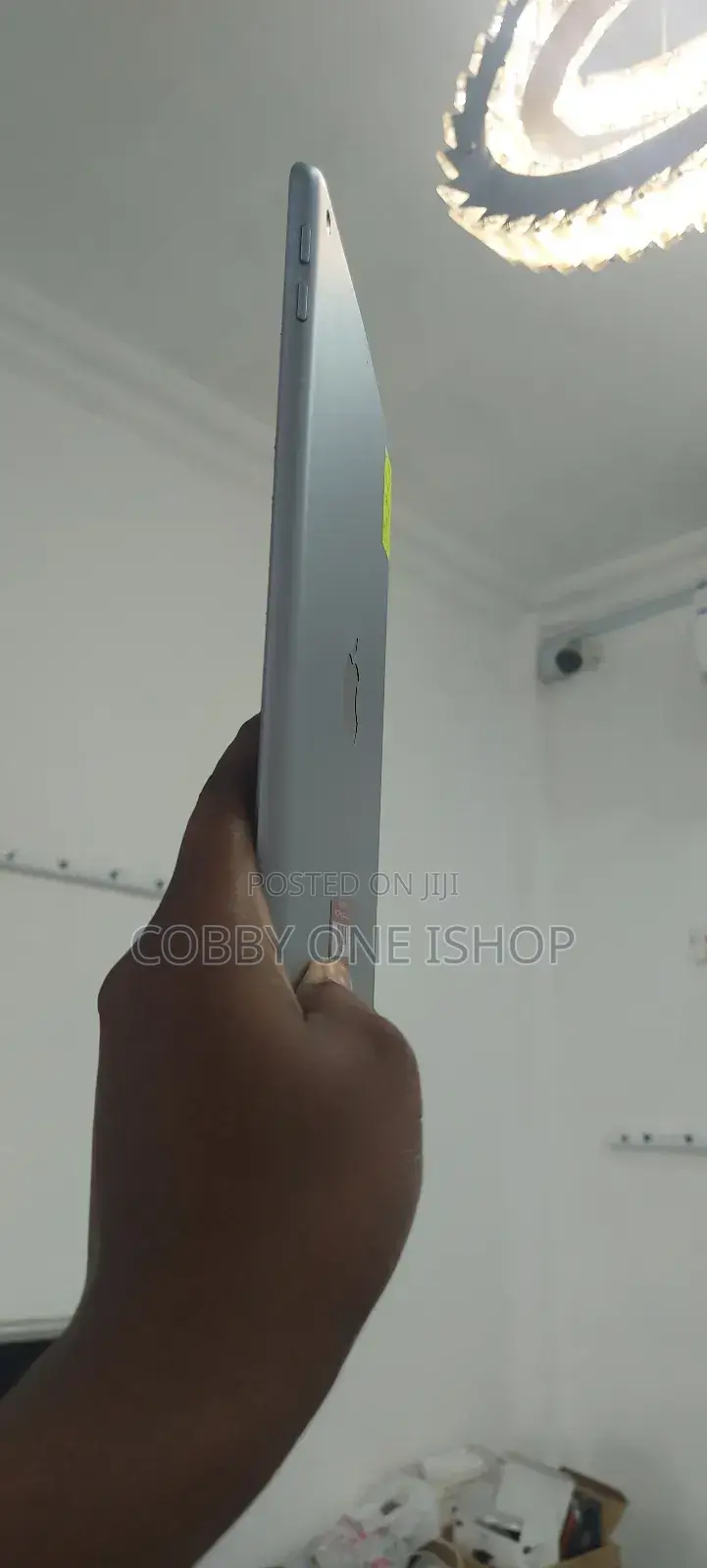 Apple iPad 9.7 128 GB Gray