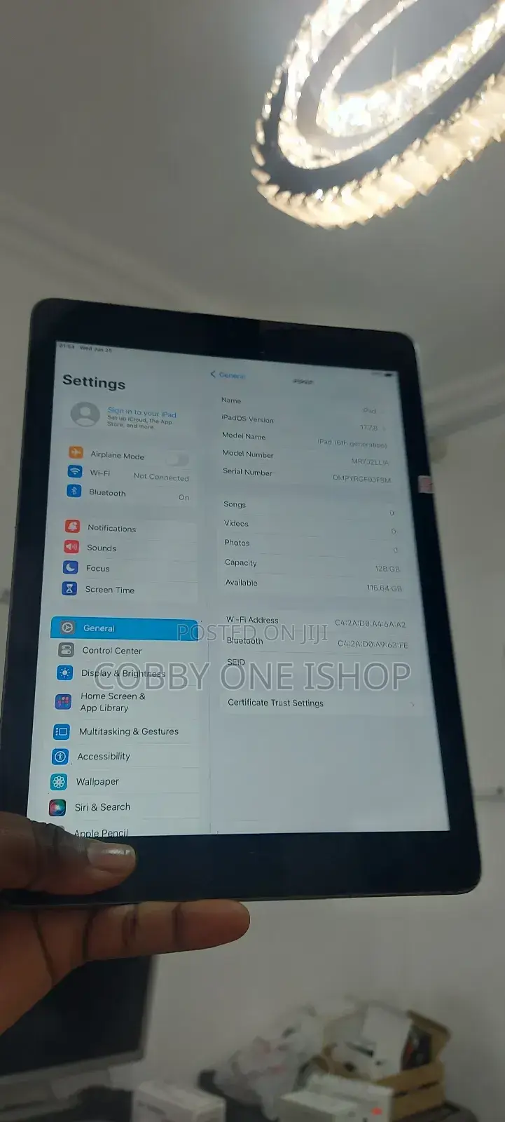 Apple iPad 9.7 128 GB Gray