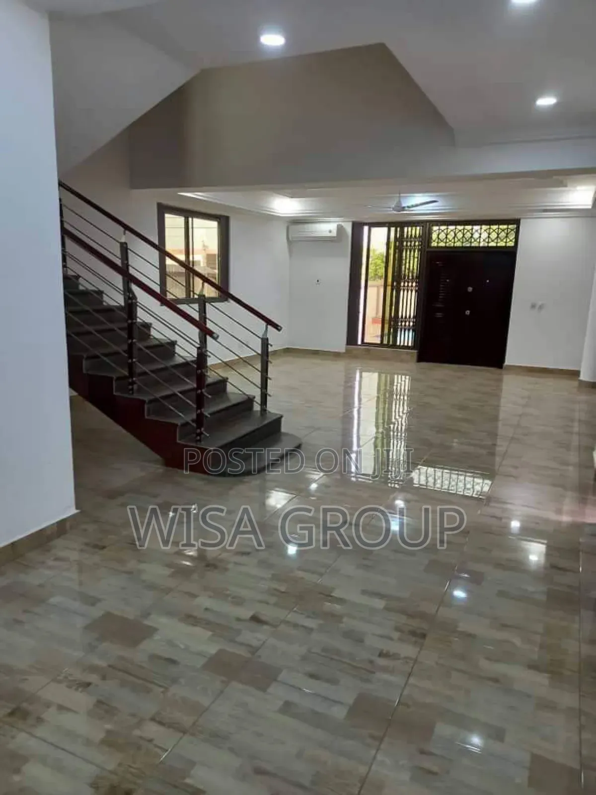 4bdrm Duplex in Wisa Group, Accra Metropolitan for rent