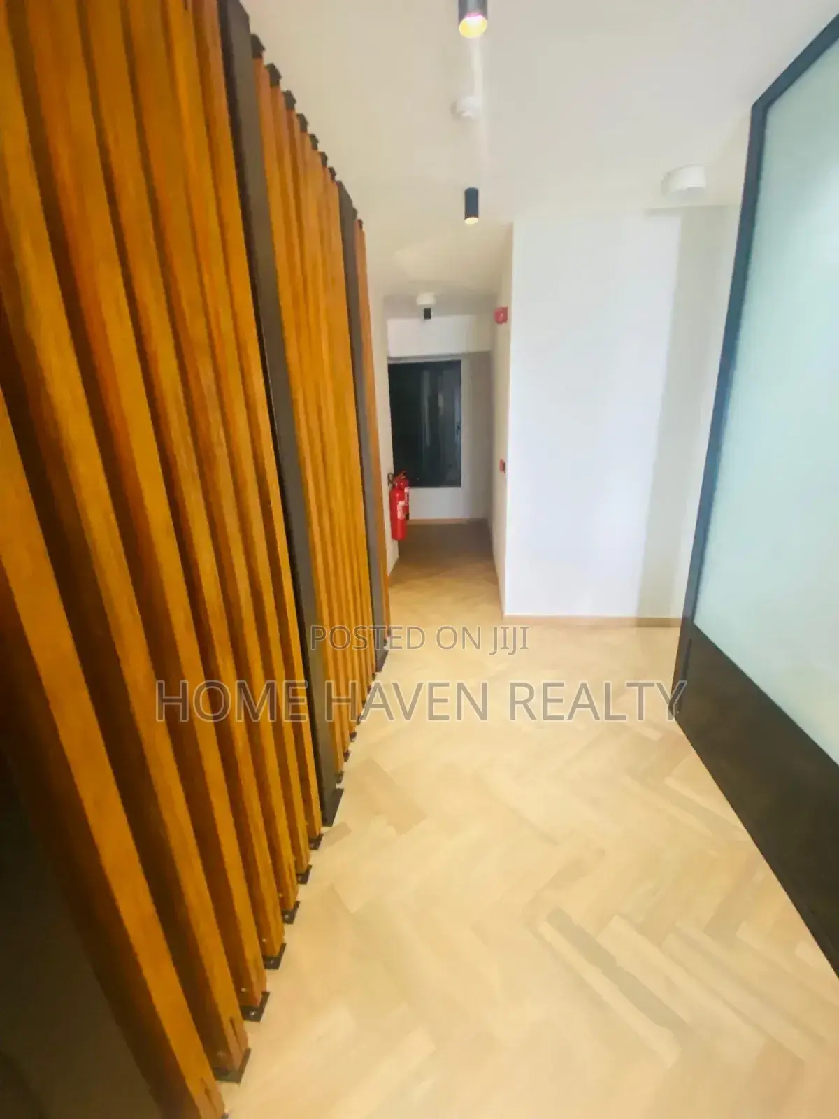 3bdrm Townhouse / Terrace in Airport Residentials for rent