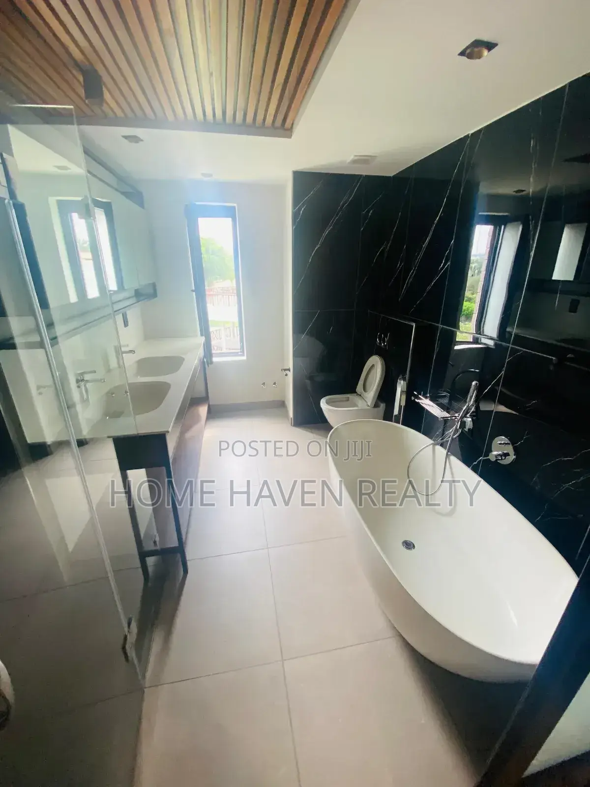 3bdrm Townhouse / Terrace in Airport Residentials for rent
