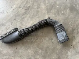 Mercedes C Class Air Intake Duct Pipe Hose 2.0 W205 14-18