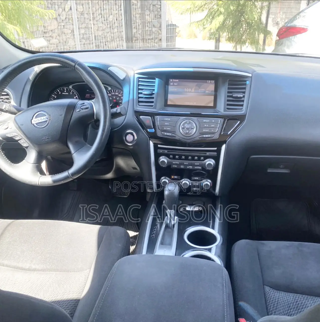 Nissan Pathfinder 2016 Gray